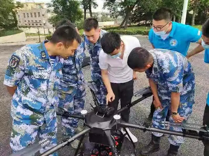 MYUAV Mtow 50kg Drone przywiązany napędzany przez Tether Power Station Drone z dużym ładunkiem 4