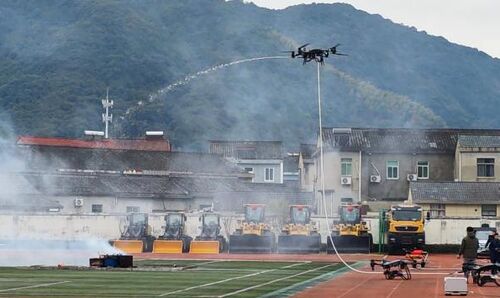 najświeższe informacje o firmie Jedna maszyna, wiele zastosowań, decydująca bitwa na miejscu pożaru! Jak bezzałogowy dron MYUAV DJI FC100 na uwięzi staje się strażakiem?