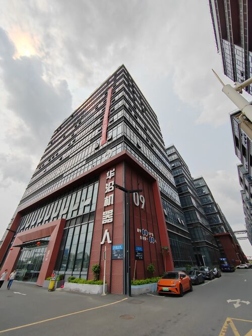 najświeższe informacje o firmie MYUAV wykonuje czyszczenie na dużej wysokości za pomocą podwójnych dronów FC30 i M400