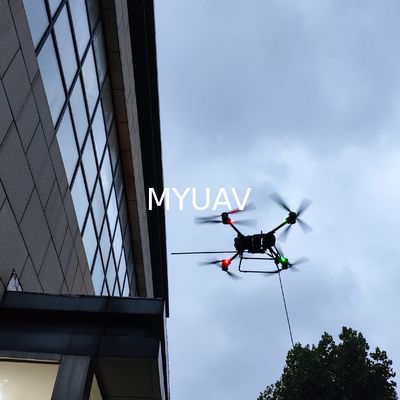DJI FlyCart 30 Wysokość 50m Sprzątanie budynku